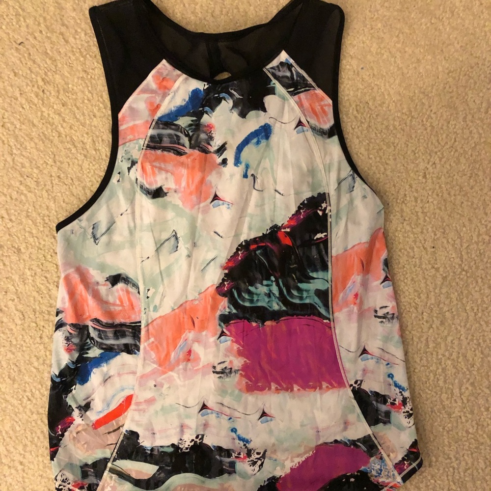 Lululemon tank